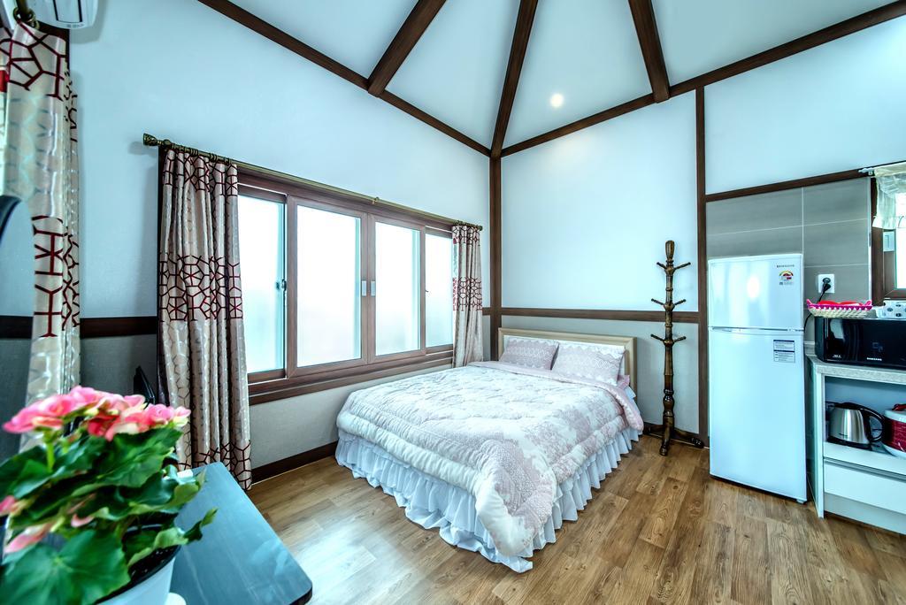 فيلا Jeju Myung House مدينة سيوجويبو المظهر الخارجي الصورة