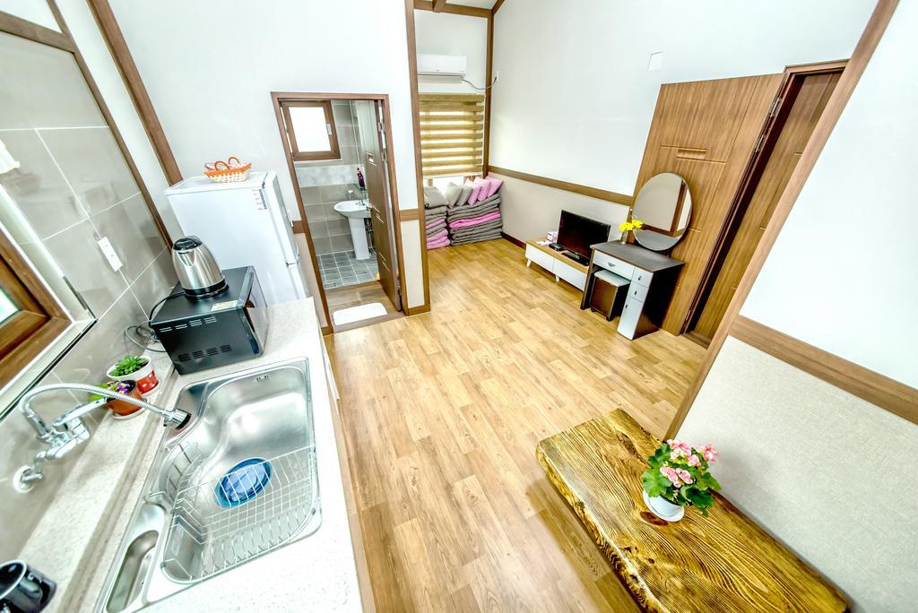 فيلا Jeju Myung House مدينة سيوجويبو المظهر الخارجي الصورة