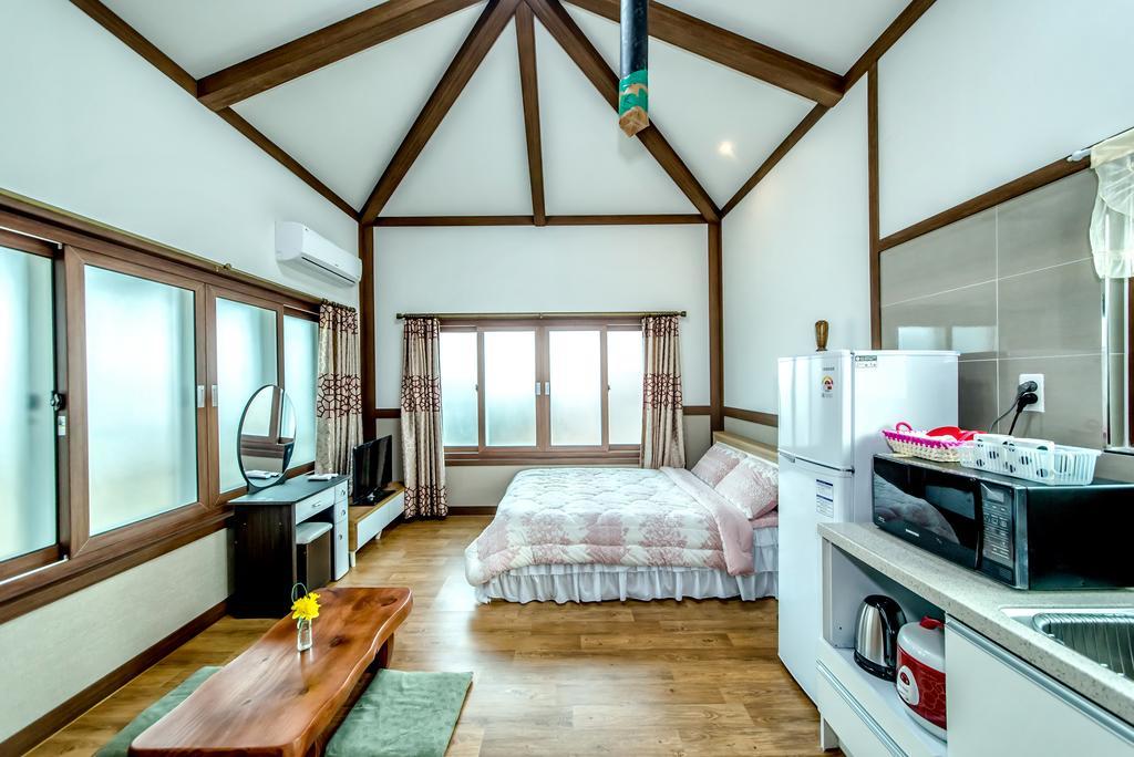 فيلا Jeju Myung House مدينة سيوجويبو المظهر الخارجي الصورة