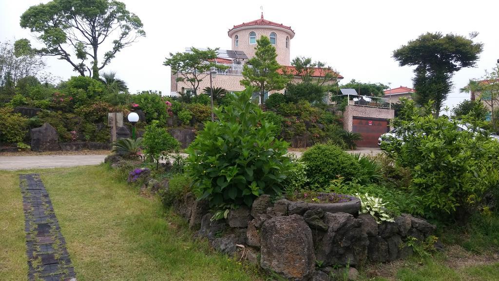 فيلا Jeju Myung House مدينة سيوجويبو المظهر الخارجي الصورة